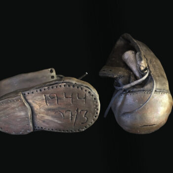 O Sapatinho de Hinda com Gravação no Solado